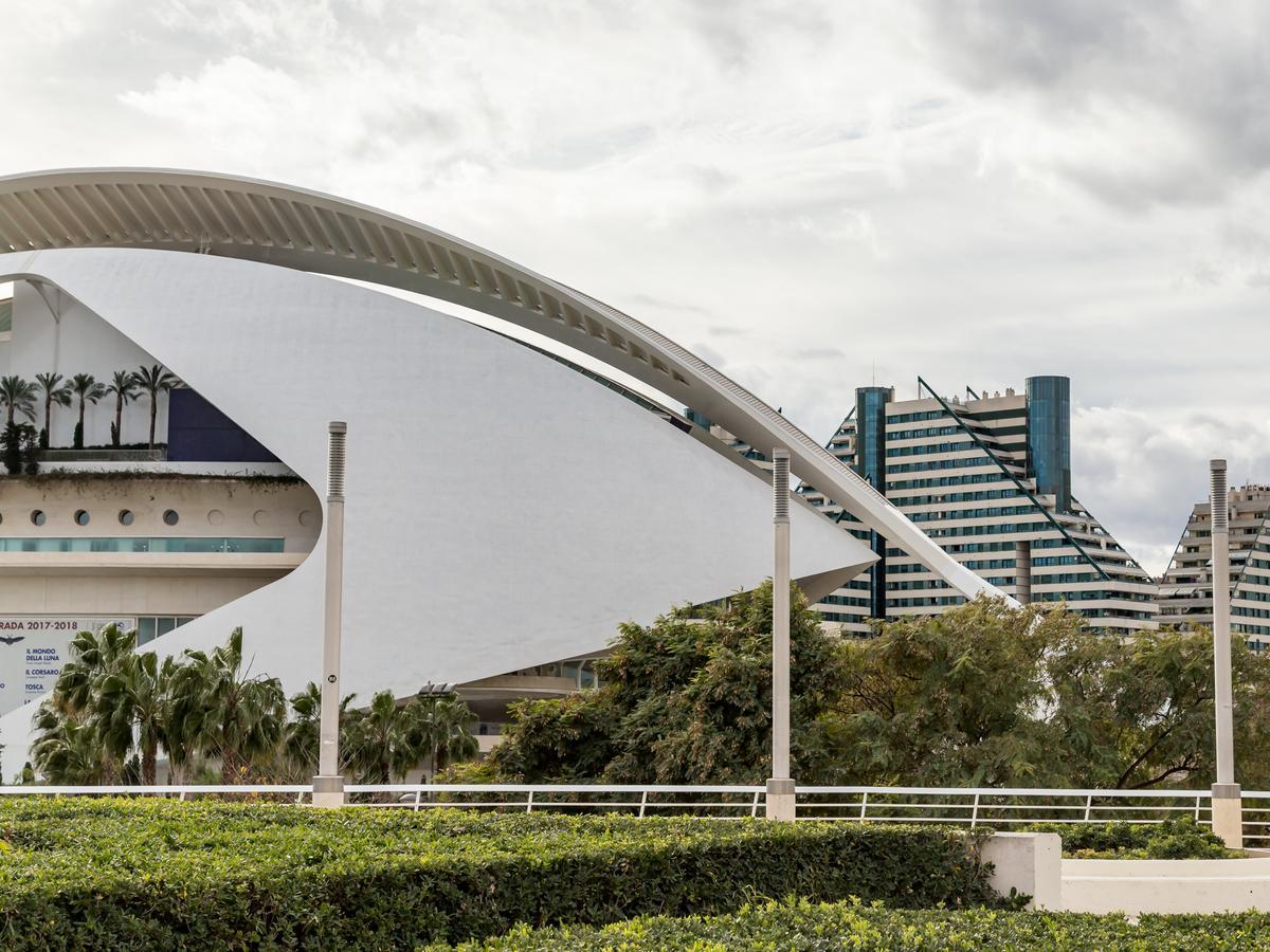 Travel Habitat - Ciudad De Las Ciencias Valencia Exteriör bild